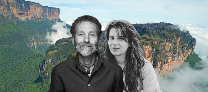 Dr Stachowicz and Prof. Kok on the background of the Venezuelan landscape