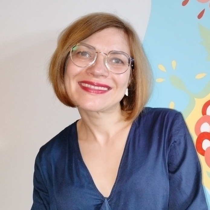 a portrait photo of Magdalena Rekść, the new of the University of Lodz Science and Research Centre "The Balkans at the Turn of the 20th/21st Century”