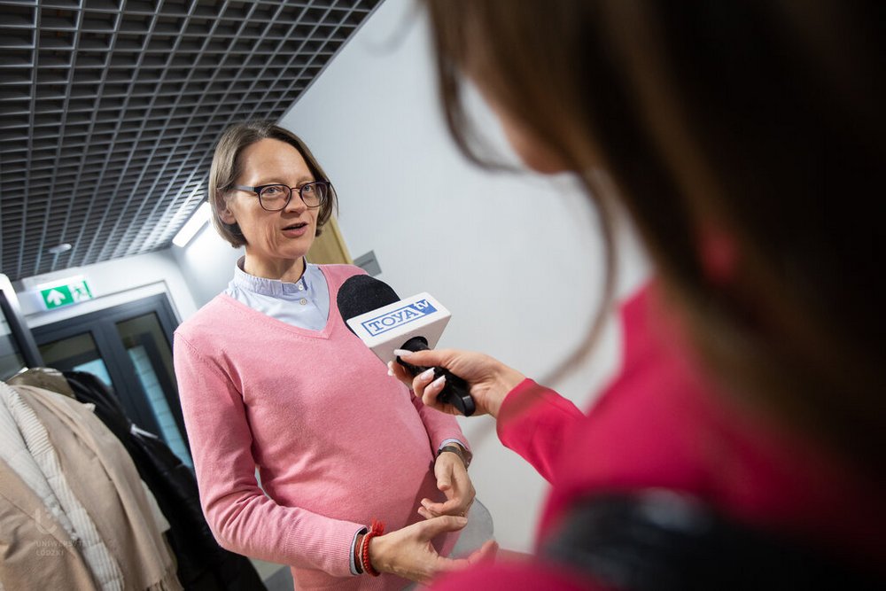 Liliana Lato during an interview for TOYA TV