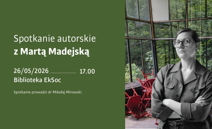 Marta Madejska i okładka książki, poprzewracane krzesła, zapuszczone wnętrzne