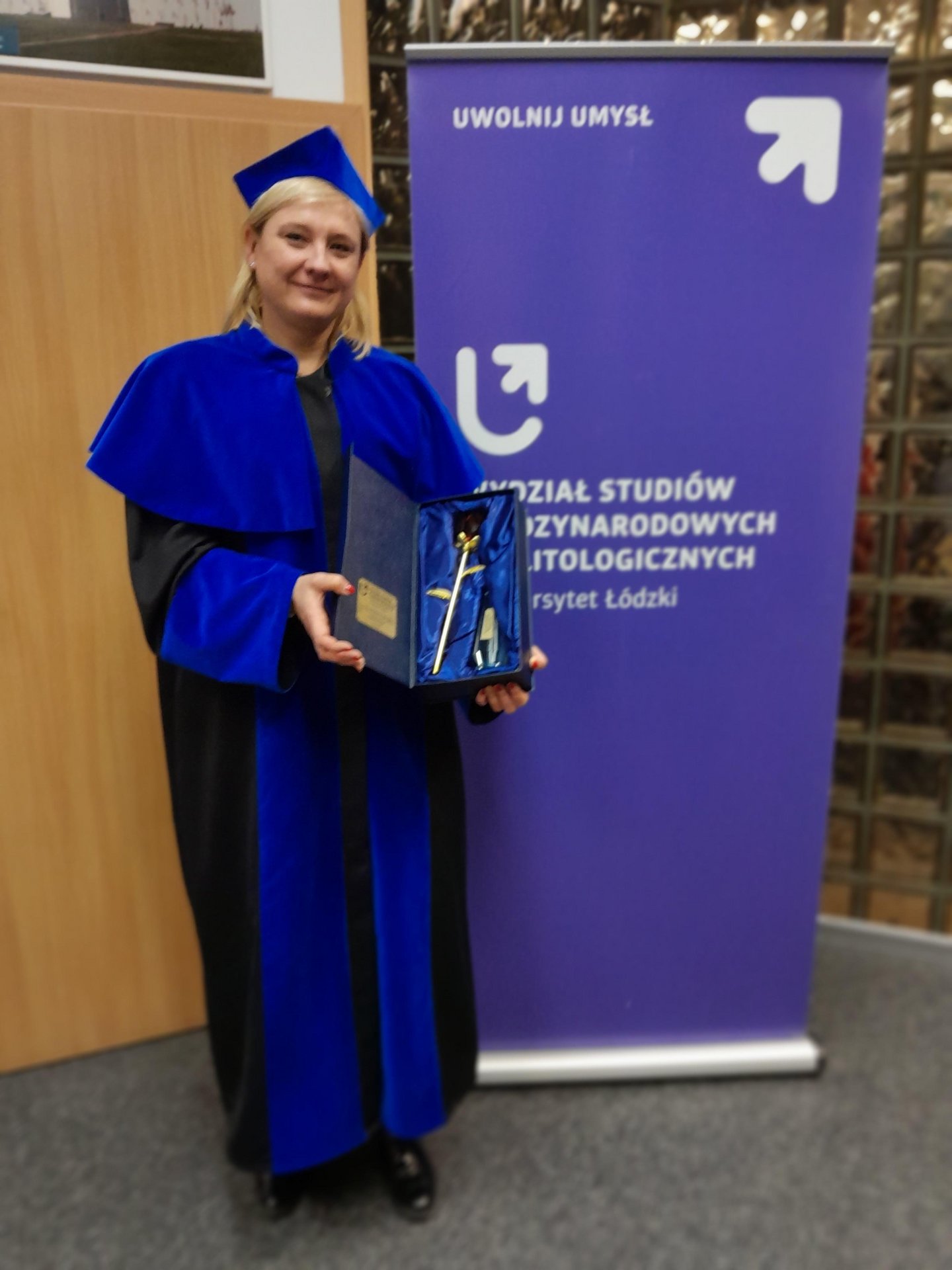honored with the award of Dr. Agata Włodarska-Frykowska