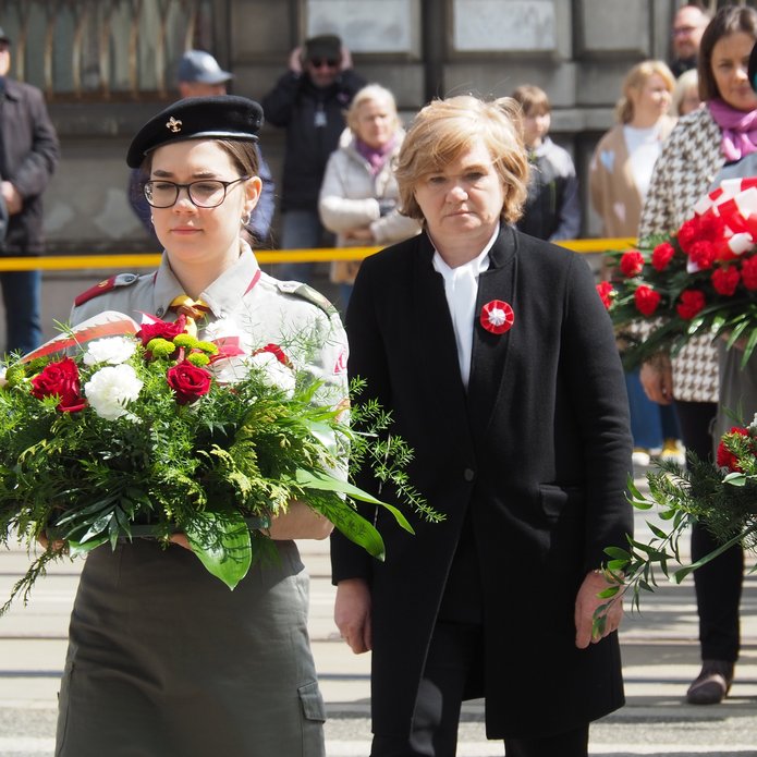 rektor UŁ przed Grobem Nieznanego Żołnierza