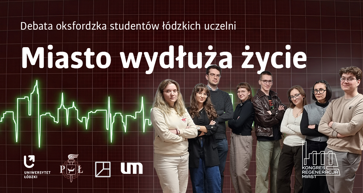Baner debaty z grupą studentów